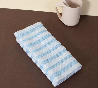 🧼 Kuoriva antibakteerinen suihkupyyhe 🚿 – Osta 2, saat 1 ilmaiseksi