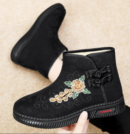 Sıcak polar astarlı kadın kışlık botlar