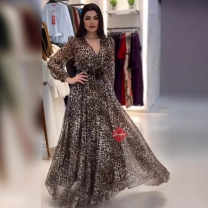 Leopar desenli şık kadın V yakalı elbise