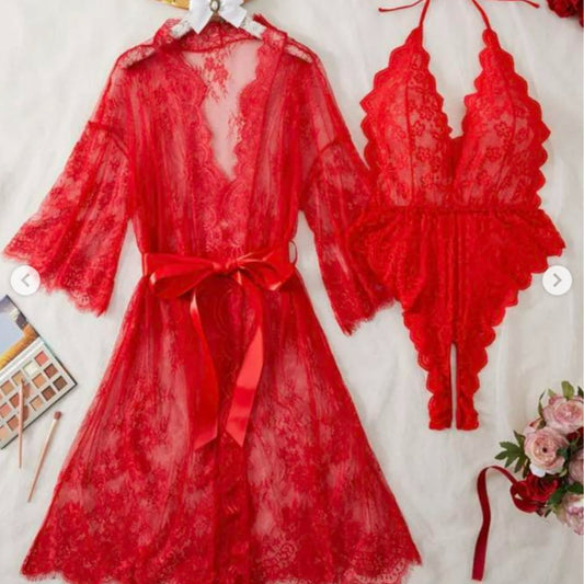 Kadın dantel gecelik takımı