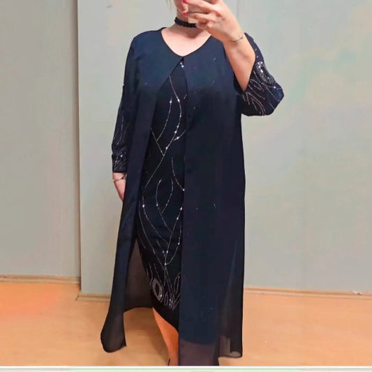 Şifon taklit kumaştan yapılmış güzel iki parçalı elbise