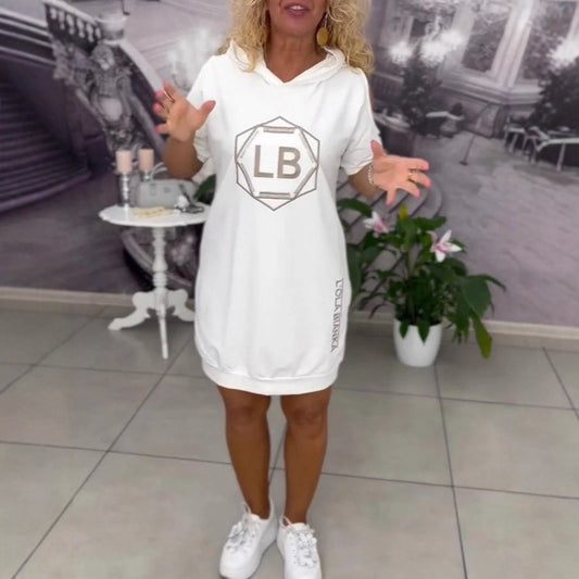 Harf baskılı kapüşonlu elbise