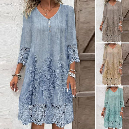 Kadınlar için yarım kollu ve V yakalı zarif dantel elbise